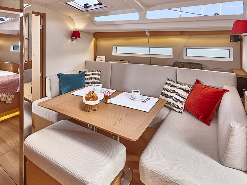 Charteryacht Sun Odyssey 440 Thalaia from Trend Travel Salon
